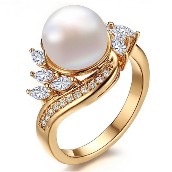 Jewelry - Gold Women's Girls Band Ring